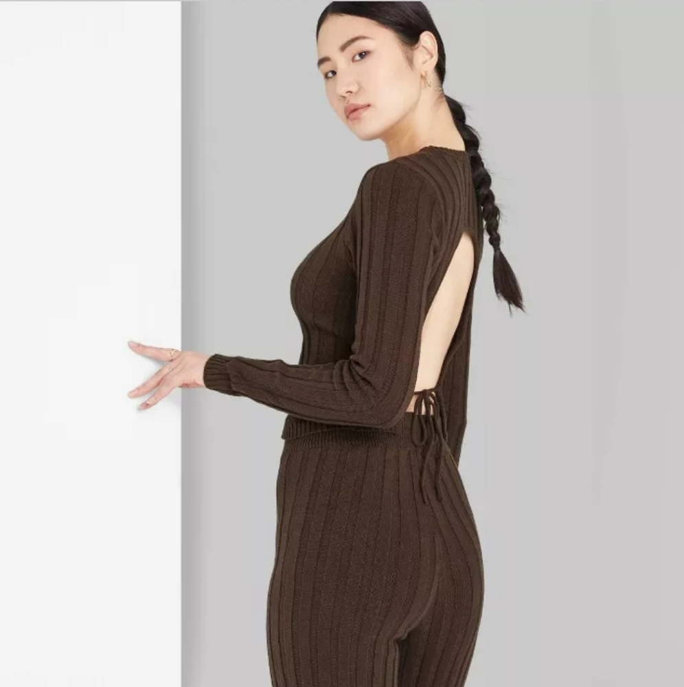 Open Back Sweater - Picture 5 of 5